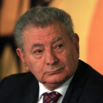 Δίκη για τον Σήφη Βαλυράκη: «Τον χτύπησαν, τον έριξαν από το σκάφος του και τον άφησαν στην θάλασσα»