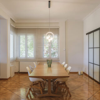 Vintage πινελιές και σύγχρονη άνεση σε ένα διαμέρισμα στην Πολιτεία