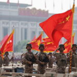 Μεγάλη στρατιωτική παρέλαση στο Πεκίνο: Μήνυμα αποτροπής με πολλαπλούς αποδέκτες