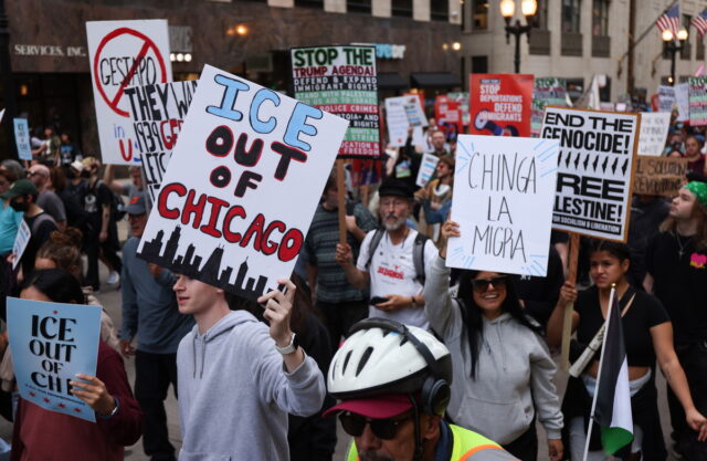 ΗΠΑ: Η κυβέρνηση Τραμπ θέλει να στείλει την Εθνοφρουρά και στο Σικάγο