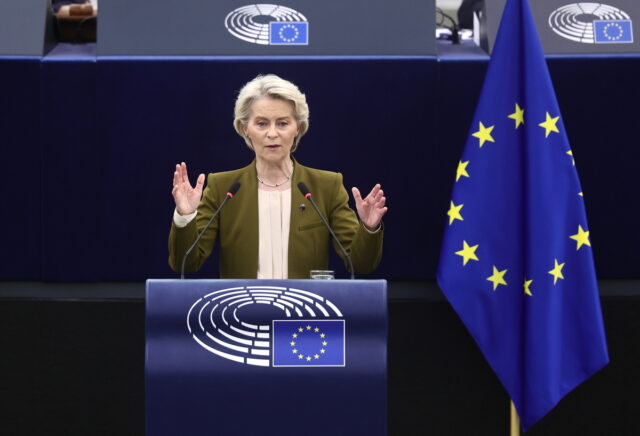 ΕΕ: Πρόταση δυσπιστίας κατά της Κομισιόν και της Ούρσουλα φον ντερ Λάιεν