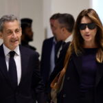 Γαλλία: Ο Σαρκοζί καταδικάστηκε σε 5 χρόνια φυλάκισης για την υπόθεση παράνομης χρηματοδότησης από τον Καντάφι