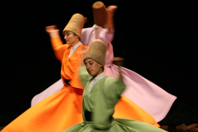 «Ιερά Μονοπάτια» στον Αρχαιολογικό Χώρο της Ελευσίνας & στο Μέγαρο Μουσικής Αθηνών