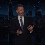 Ο Τζίμι Κίμελ επέστρεψε στο ABC: Δάκρυα συγκίνησης και βέλη κατά Τραμπ