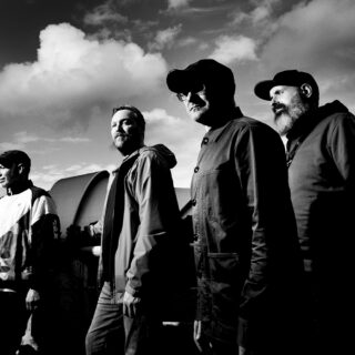 Barry Burns: Με τους Mogwai εξακολουθούμε να παίζουμε μουσική που μας αρέσει να γράφουμε