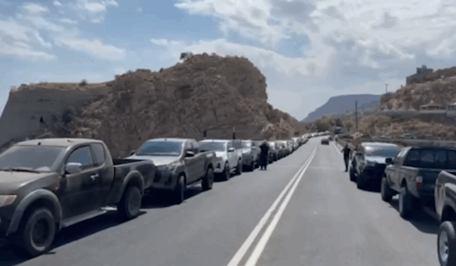 Ηράκλειο: Έκλεισαν τον ΒΟΑΚ οι αγροτοκτηνοτρόφοι [ΒΙΝΤΕΟ]