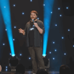 Η Pizza Fan έληξε τη συνεργασία της με τον Πάρι Ρούπο επειδή το «απαίτησε» ο Κωνσταντίνος Μπογδάνος