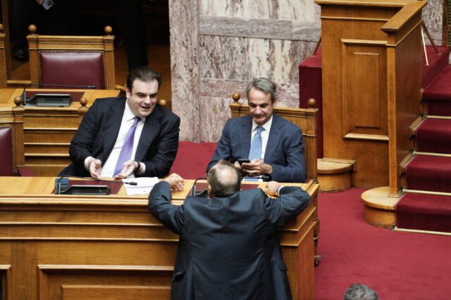 Τι προβλέπει το προσχέδιο του Προϋπολογισμού – Τα κυριότερα μεγέθη