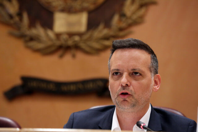 Ο Δήμος Αθηναίων επαναλειτουργεί τον «Εξωστρεφή» στον Λόφο του Στρέφη