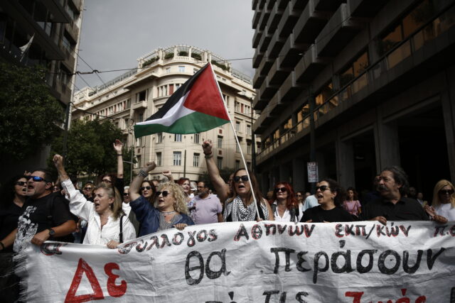 «Όχι στο 13ωρο»: Μαζικές απεργιακές κινητοποιήσεις σε όλη την Ελλάδα