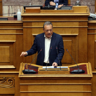 Σ. Φάμελλος: «Υποκρισία Μητσοτάκη να μιλά για την αναθεώρηση του Συντάγματος»