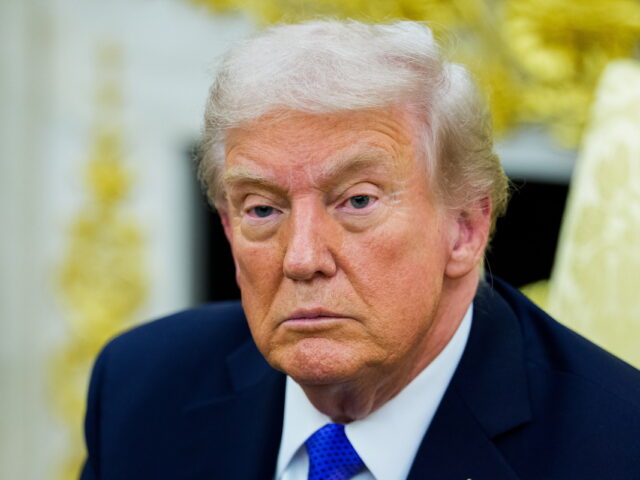 Νέα επίθεση Τραμπ εναντίον γυναίκας δημοσιογράφου – «Είσαι ηλίθια;» [ΒΙΝΤΕΟ]