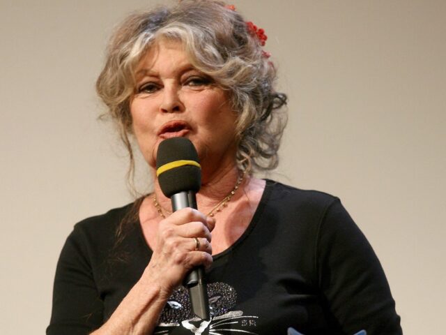 «Μην ανησυχείτε για την υγεία μου», καθησυχάζει η Μπριζίτ Μπαρντό τους θαυμαστές της