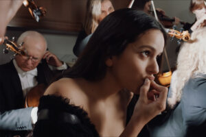 Rosalía: Η ιστορία πίσω από το νέο της τραγούδι Berghain και οι καλύτερες αντιδράσεις στα σόσιαλ