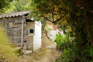 Μια ανακαινισμένη αγροτική κατοικία στο Πήλιο, όαση απομόνωσης