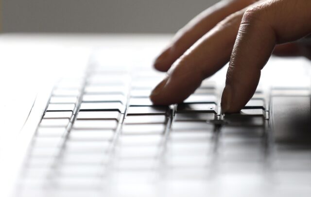 Παρατείνεται η προθεσμία για την υποβολή δηλώσεων πόθεν έσχες