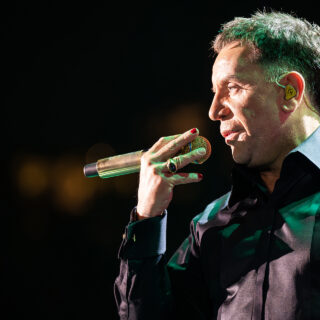 Ο Γιώργος Μαζωνάκης στην Ταράτσα του Φοίβου και όλες οι κάμερες σε επιφυλακή