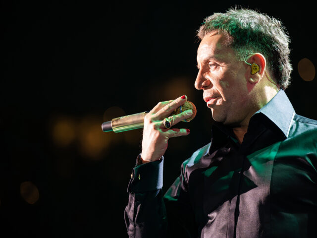 Ο Γιώργος Μαζωνάκης στην Ταράτσα του Φοίβου και όλες οι κάμερες σε επιφυλακή