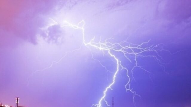 Ζάκυνθος: Προβλήματα στο οδικό δίκτυο του νησιού από την κακοκαιρία