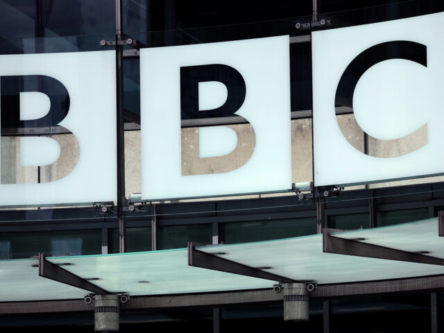 Παραιτήσεις στην ηγεσία του BBC μετά τις αντιδράσεις για μοντάζ σε ομιλία του Τραμπ