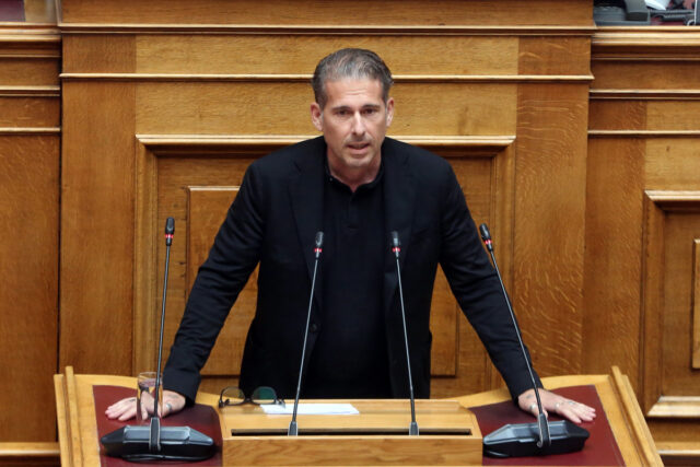 Παραιτείται από βουλευτής ο Διαμαντής Καραναστάσης