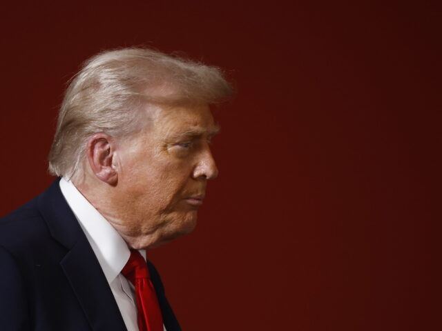 ΗΠΑ: Ο Τραμπ βάζει τους «Αδελφούς Μουσουλμάνους» στη λίστα των «ξένων τρομοκρατικών οργανώσεων»