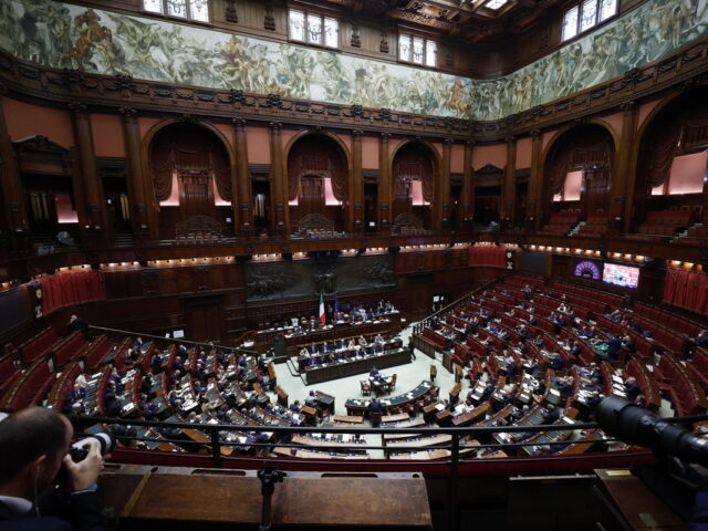 Ιταλία: Η Βουλή εγκρίνει νόμο που ορίζει την απουσία συναίνεσης ως σεξουαλική βία