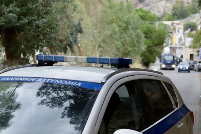 Βορίζια: Παραδόθηκε και συνελήφθη ο αδελφός της 56χρονης που σκοτώθηκε