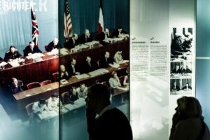 80 χρόνια από τη μεγαλύτερη δίκη της ιστορίας, τη Δίκη της Νυρεμβέργης