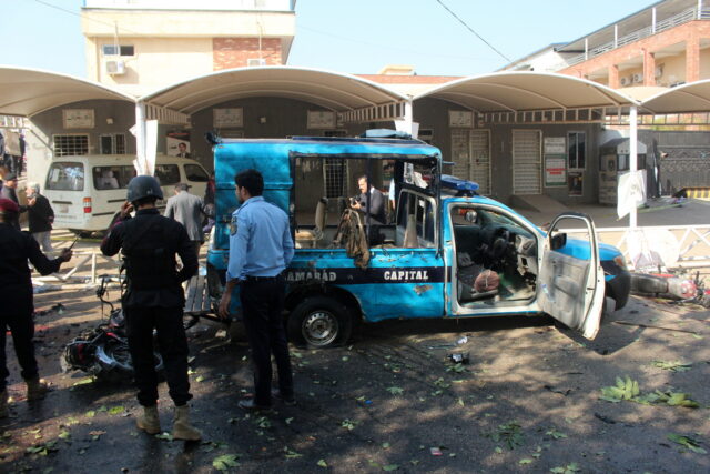 Πακιστάν: Πέντε αστυνομικοί σκοτώθηκαν σε ενέδρα