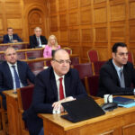 Εξεταστική για ΟΠΕΚΕΠΕ: Σφοδρή κόντρα ΝΔ – αντιπολίτευσης μετά την άρνηση Ξυλούρη να καταθέσει