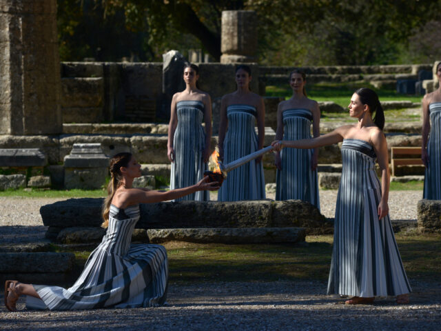 Χειμερινοί Ολυμπιακοί Αγώνες 2026: Η Ολυμπιακή Φλόγα ανάβει στην Αρχαία Ολυμπία