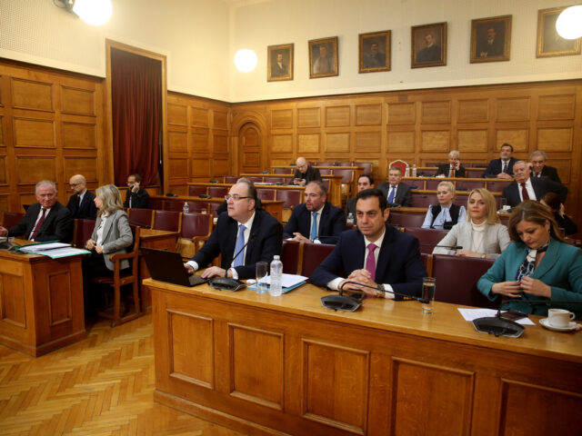 Εξεταστική για ΟΠΕΚΕΠΕ: Στη δικαιοσύνη τα κέρδη από τυχερά παιχνίδια των Σεμερτζίδου, Μαγειρία και Στρατάκη