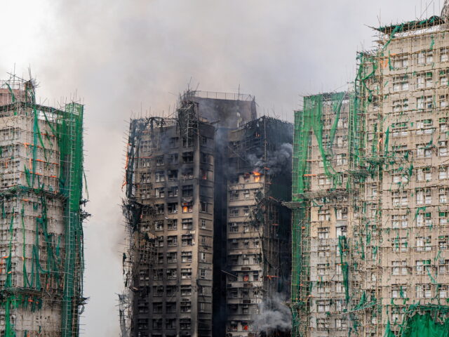 Πυρκαγιά στο Χονγκ Κονγκ: Τουλάχιστον 55 νεκροί, δεκάδες αγνοούμενοι