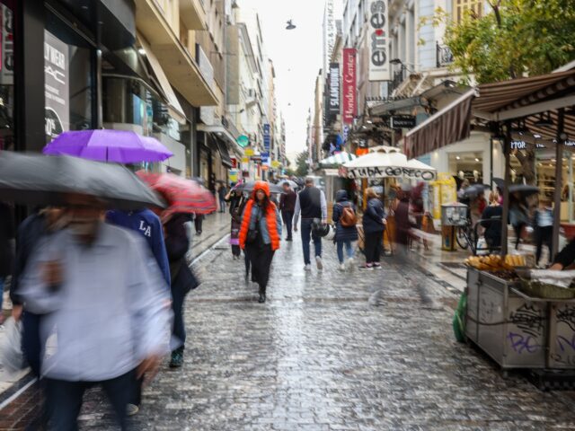 Έκτακτο δελτίο ΕΜΥ: Έρχεται τριήμερη κακοκαιρία με ισχυρές βροχές και καταιγίδες