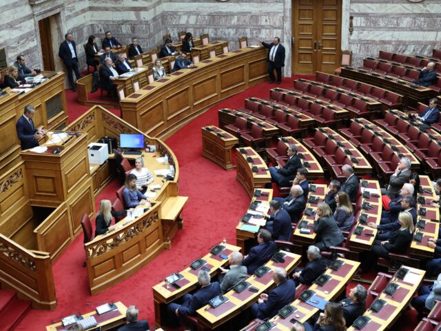 Βουλή: Εφαρμόστηκε και στην «Ώρα του πρωθυπουργού» ο νέος «χρονο-κόφτης»