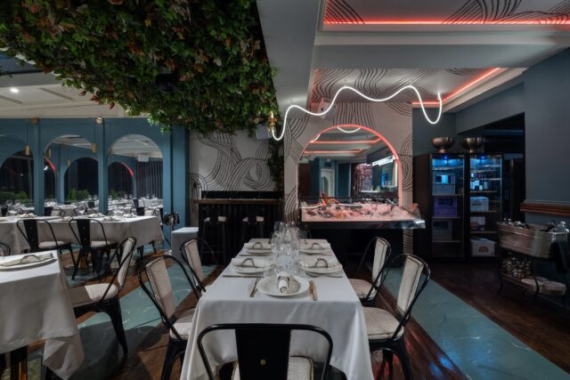 To Κολωνάκι καλωσορίζει το νέο seafood εστιατόριο Sea You Mezeri