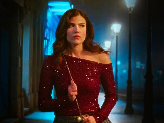 Η ΔΕΗ “ρίχνει φως” στον φόβο των γυναικών στις νυχτερινές τους μετακινήσεις