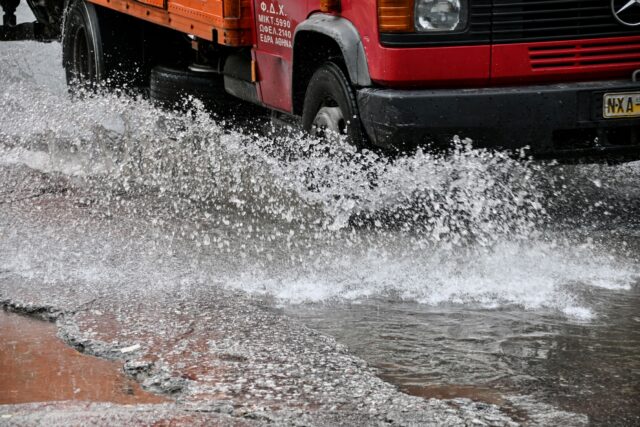 Προ των πυλών η κακοκαιρία «Adel» με ισχυρές βροχές και καταιγίδες