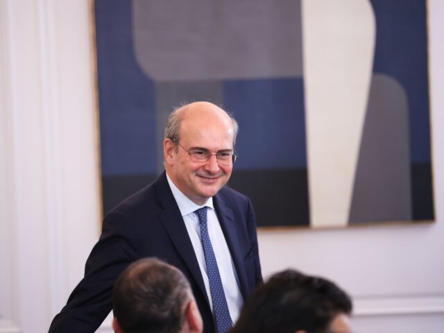 Κ. Χατζηδάκης για ΕΛΤΑ: «Δεν αναλαμβάνω ευθύνες που δεν μου αναλογούν»