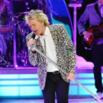 Sir Rod Stewart: 5 αξέχαστες επιτυχίες που ανυπομονούμε να ακούσουμε live
