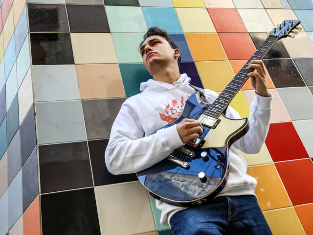 Ο κιθαρίστας-φαινόμενο Matteo Mancuso για πρώτη φορά στην Αθήνα