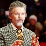 Ο Ίθαν Χοκ για το διαζύγιο με την Ούμα Θέρμαν: «Ζηλεύω όσους χωρίζουν φιλικά»