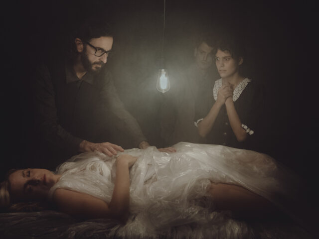 «Ήμερη – Η ανατομία μιας πτώσης» του Φιοντόρ Ντοστογιέφσκι στο Θέατρο Θησείον