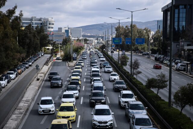 Επιστροφή πινακίδων ενόψει εορτών από τον Δήμο Αθηναίων