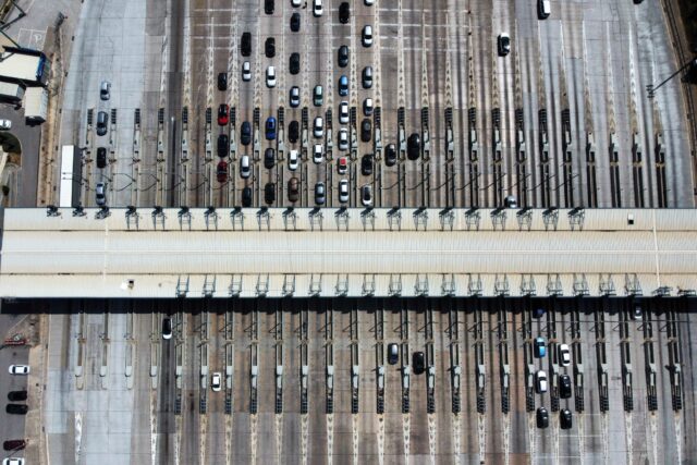 Αυξάνονται τα διόδια της Αττικής Οδού από το 2026
