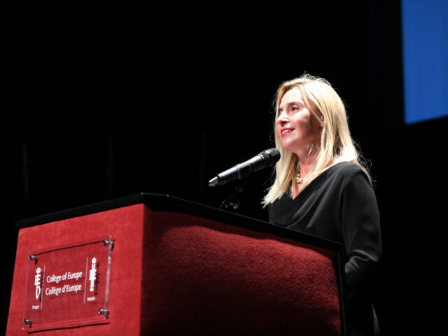 Η Φεντερίκα Μογκερίνι παραιτήθηκε από διευθύντρια του Κολλεγίου της Ευρώπης