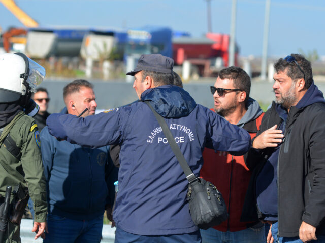 Αγρότες: Συγκέντρωση στη Λάρισα για τους συλληφθέντες