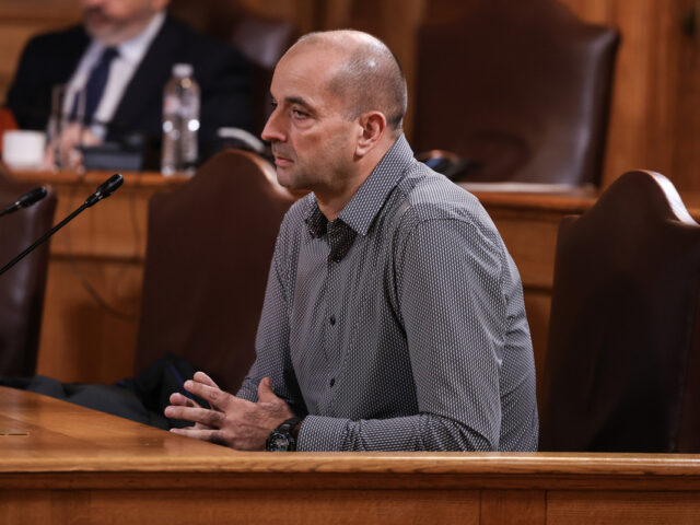 Χρ. Mαγειρίας για Ferrari: «Αποκτήθηκε με χρήματα της μητέρας μου από απαλλοτρίωση οικοπέδου»