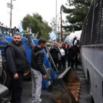 Χημικά από τα ΜΑΤ στους αγρότες στα Πράσινα Φανάρια [ΒΙΝΤΕΟ]